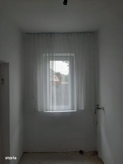 Casă cu 4 camere cu Teren 1400 Mp în Letca