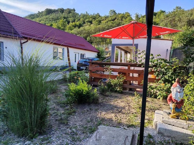 Casă cu Teren 1560 Mp în Așchileu