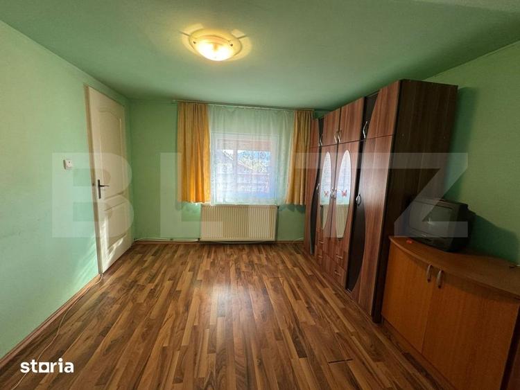 Casă cu 6 camere cu Teren 1200 Mp în Șoimuș