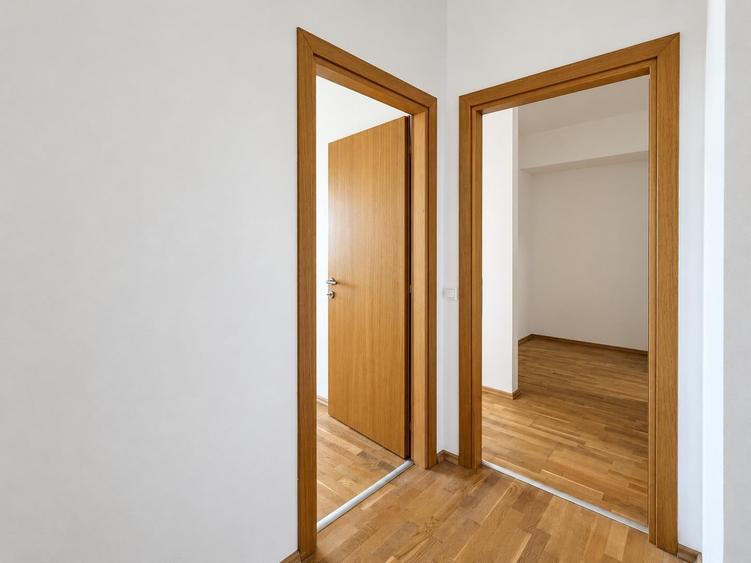 Apartament cu 3 camere semidecomandat, mobilat în Pipera