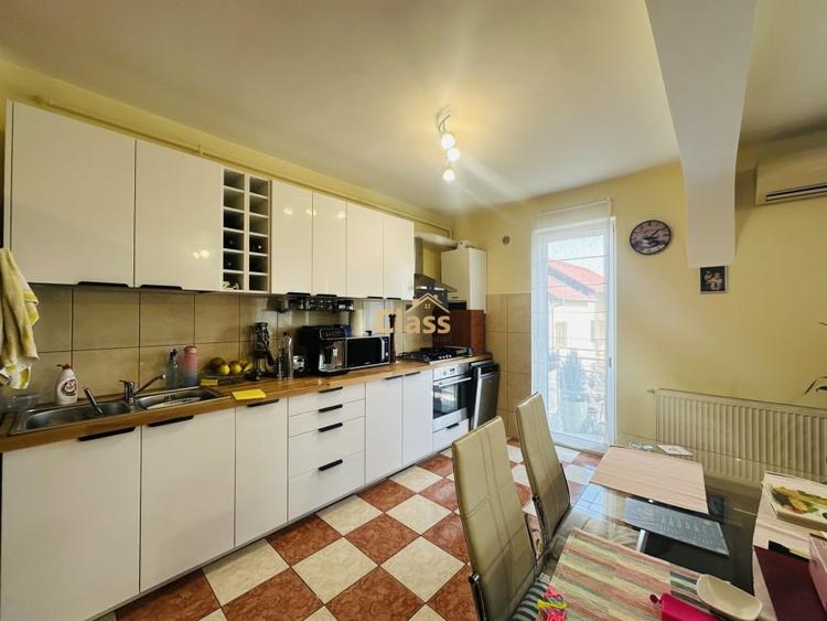 Apartament cu 2 camere semidecomandat, mobilat în Mănăștur