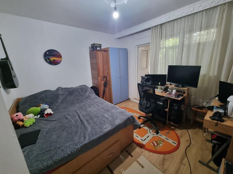 Apartament cu 2 camere semidecomandat în Tătărași