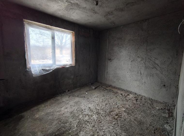 Casă individuală cu 4 camere cu Canalizare în Arhitecților - Calea Cisnădiei