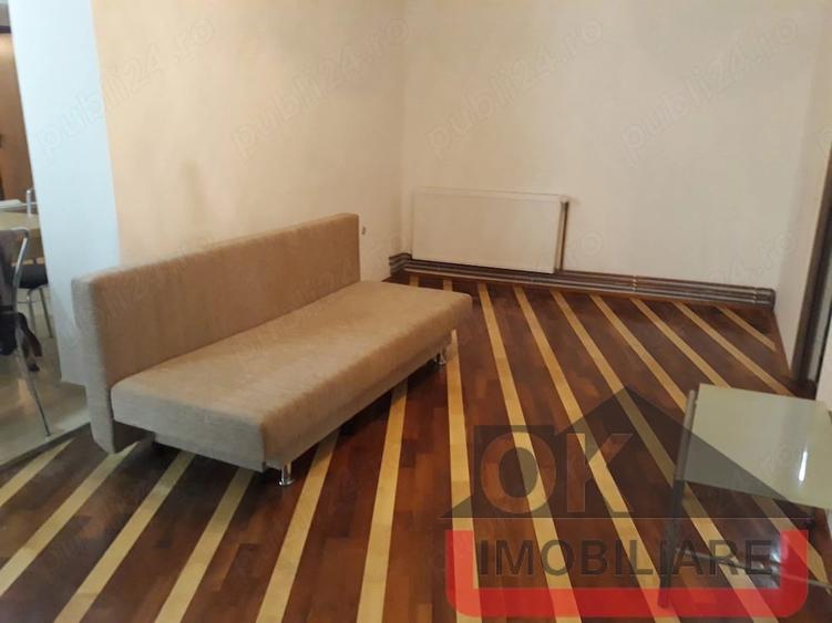 Casă cu 6 camere cu Teren 200 Mp în Central