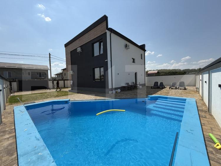 Casă cu 5 camere cu Teren 490 Mp în Sud