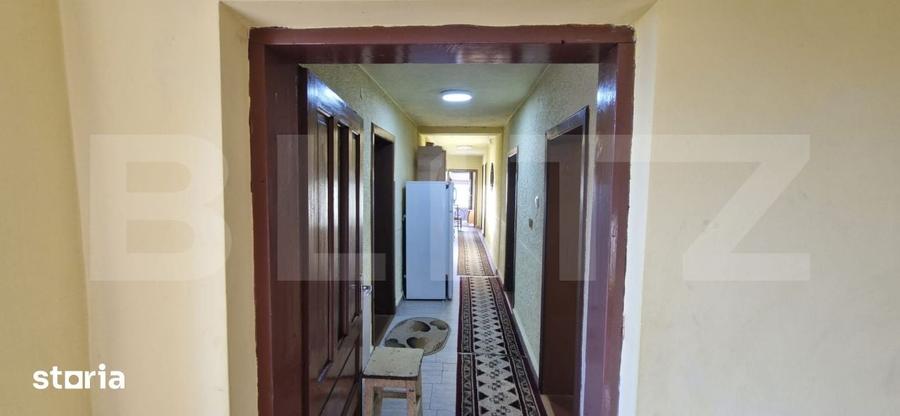 Casă cu 5 camere cu Teren 770 Mp în Central
