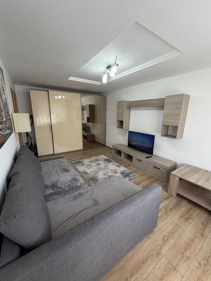 Apartament cu 2 camere decomandat în Ghencea