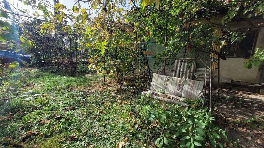 Teren Construcții intravilan de 1842 mp, în Girocului