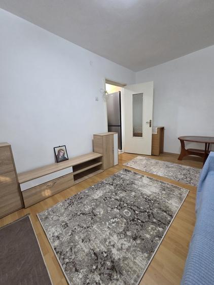 Apartament cu 2 camere semidecomandat în Tudor Vladimirescu