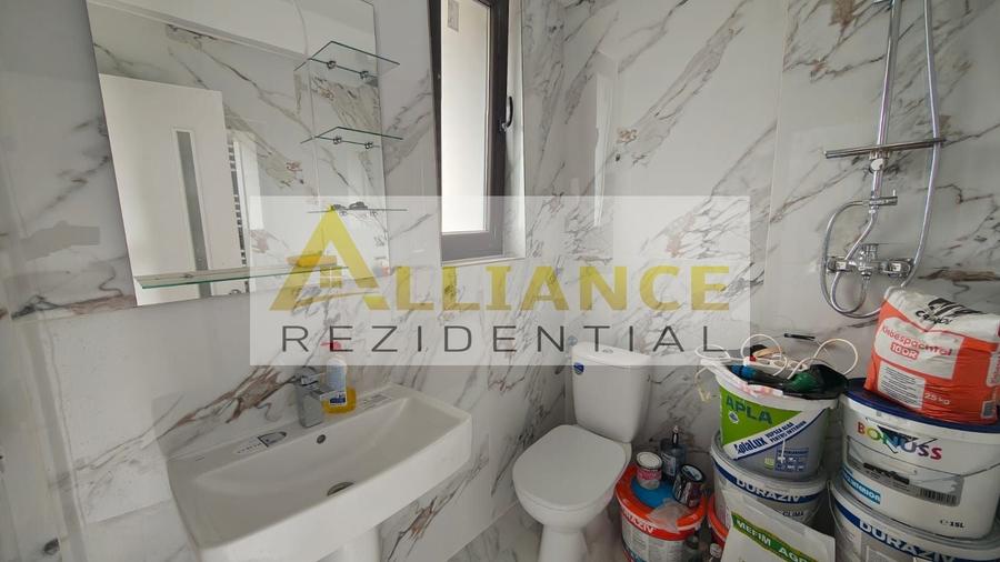 Casă individuală cu 5 camere cu Canalizare în Berceni