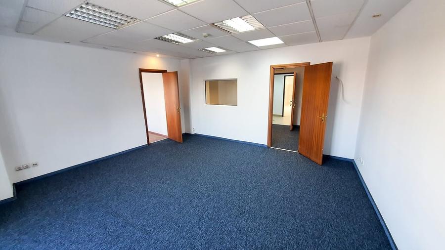 Spațiu comercial, de 1,100 mp, în Unirii