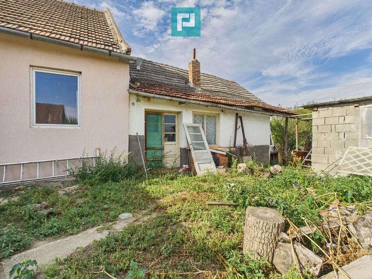 Casă individuală cu 3 camere cu Canalizare în Central