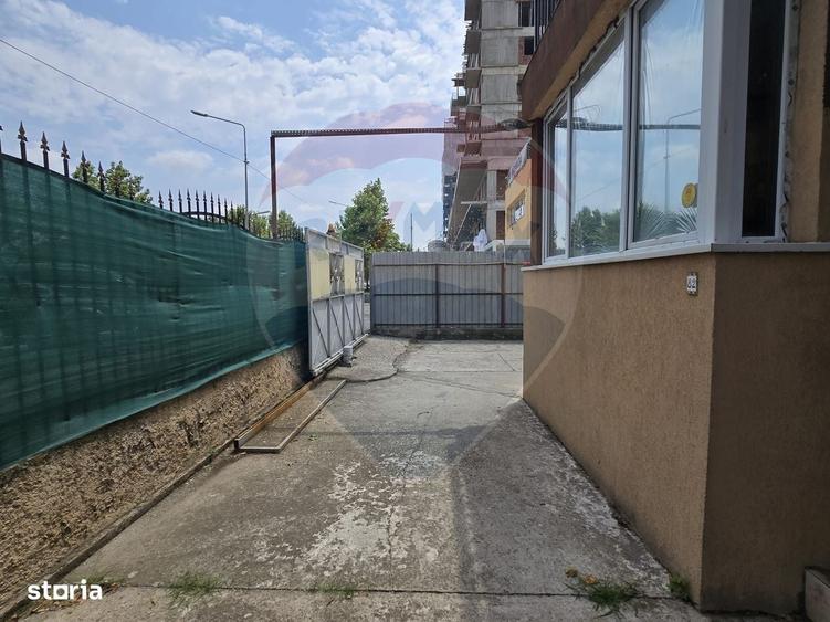 Spațiu comercial, de 600 mp, în Apărătorii Patriei