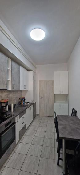 Apartament cu 2 camere decomandat în Metalurgiei