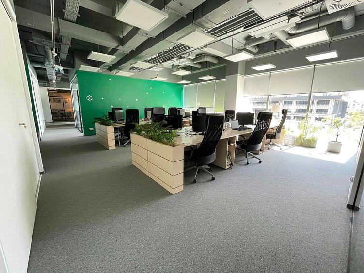 Spațiu comercial, de 308 mp, în Central