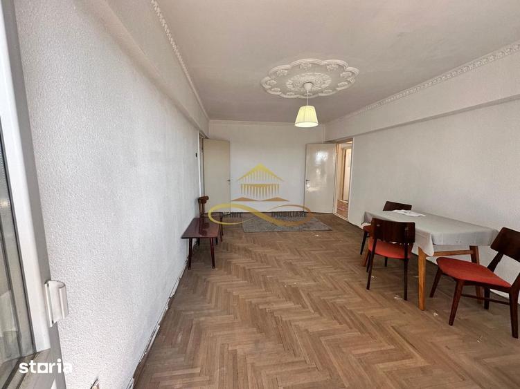 Apartament cu 3 camere, mobilat în 9 Mai