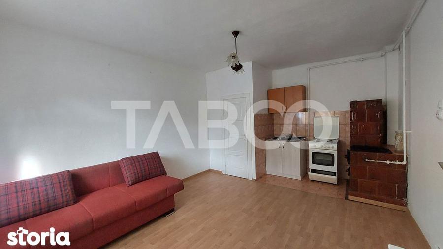 Casă cu 3 camere cu Teren 118 Mp în Turnișor