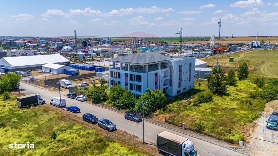 Spațiu comercial, de 1,340 mp, în Central