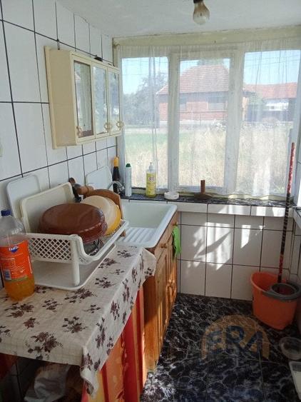 Casă individuală cu 3 camere cu Canalizare în Josani (Măgești)