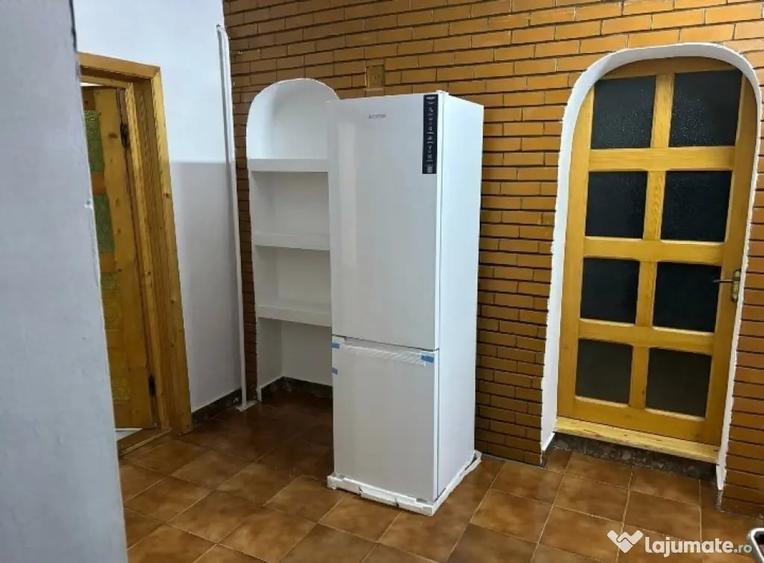Apartament cu 3 camere decomandat în Obcini