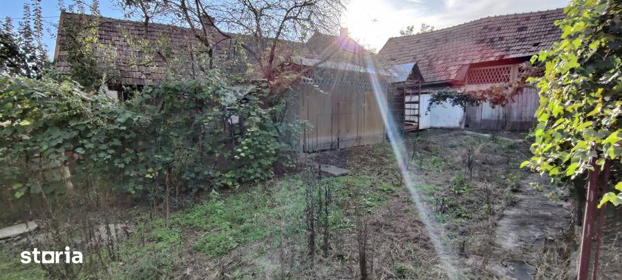 Casă cu 3 camere cu Teren 700 Mp în Cucerdea