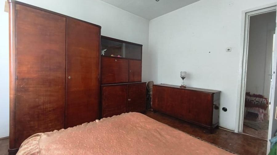 Apartament cu 2 camere decomandat în Zamfirescu