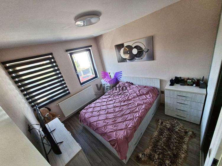 Apartament cu 3 camere decomandat, mobilat în Șelimbăr