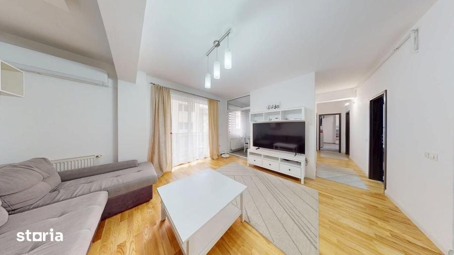 Apartament cu 3 camere semidecomandat în Turnișor