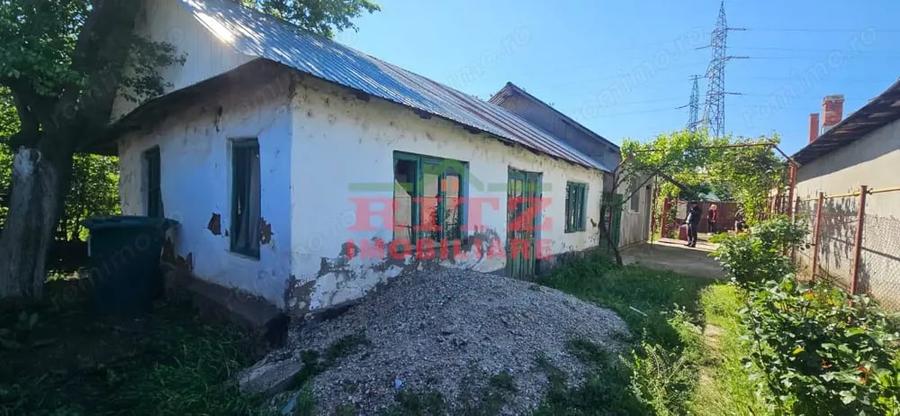 Casă cu 2 camere cu Teren 688 Mp în Caracal