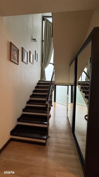 Casă cu 5 camere cu Teren 1000 Mp în Central