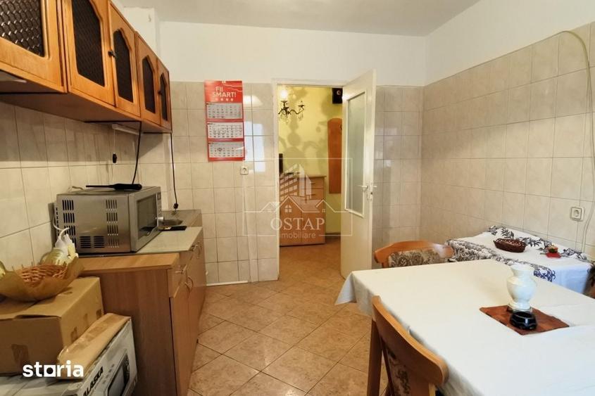Apartament cu 3 camere decomandat în Nord