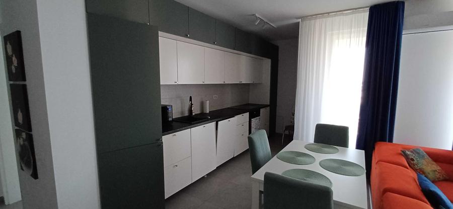 Apartament cu 2 camere decomandat în Circumvalațiunii