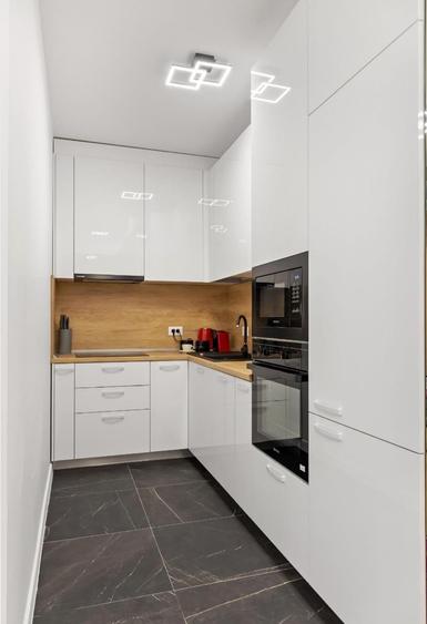 Apartament cu 2 camere semidecomandat, mobilat în Floreasca