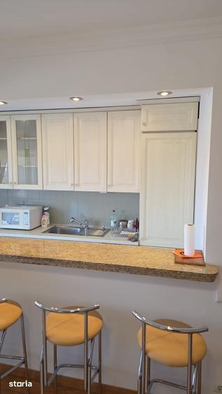 Apartament cu 3 camere în Primăverii