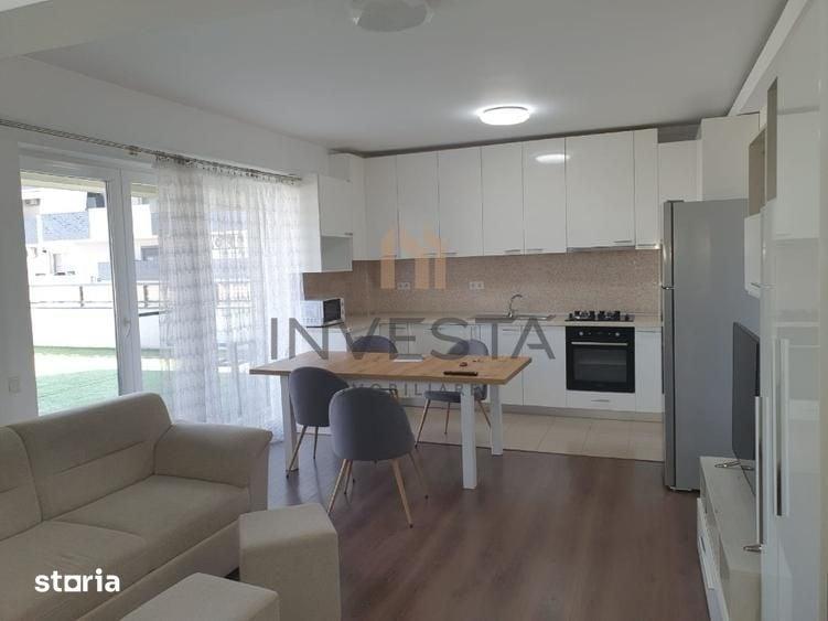 Apartament cu 4 camere semidecomandat în Între Lacuri