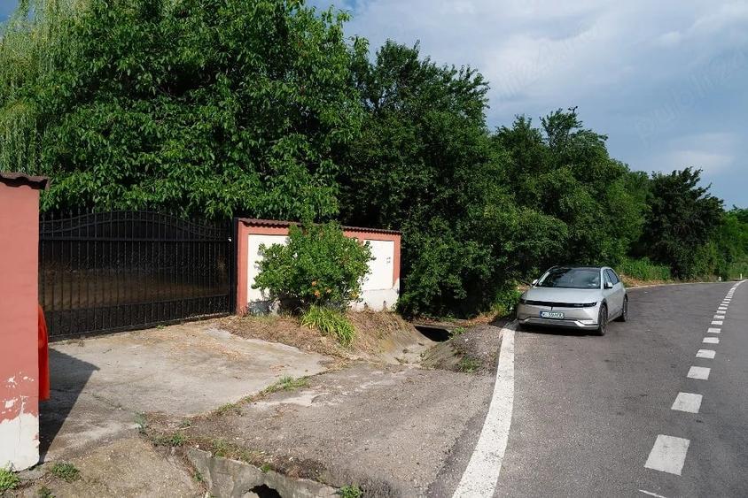 Casă cu 4 camere cu Teren 1429 Mp în Căzănești (Milcoiu)