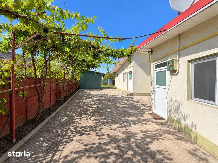 Casă cu 2 camere cu Teren 247 Mp în Cernica
