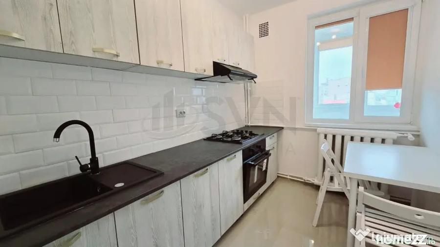 Apartament cu 2 camere semidecomandat în Pajura