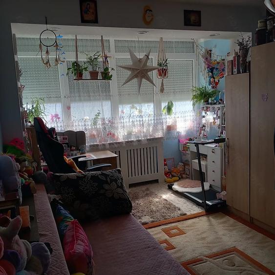 Apartament cu 2 camere semidecomandat în Careiului