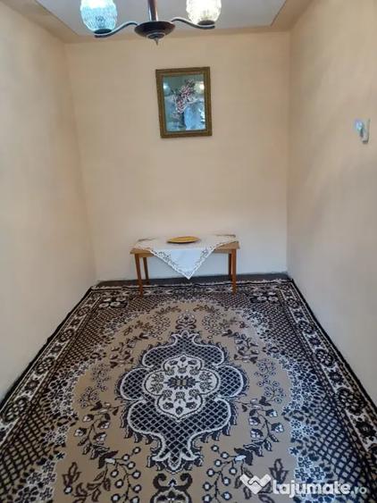 Proprietar Casa solida din bol?ari, 4 camere, in Caracal - Negociabil - 2