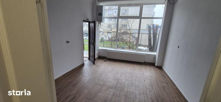 Spațiu comercial, de 30 mp, în Anda