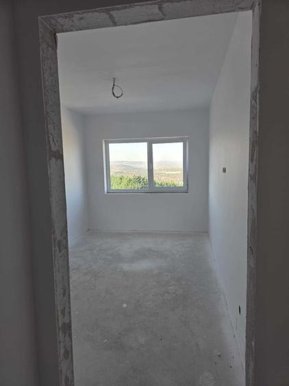 Apartament cu 2 camere decomandat în Apahida