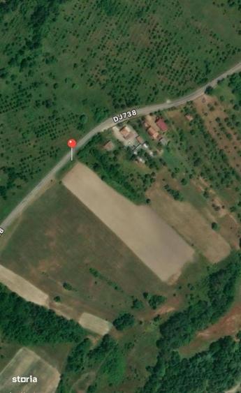 Teren de 15000 mp, în Mihăești