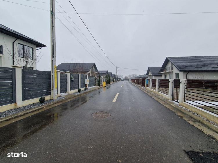 Casă cu 4 camere cu Teren 735 Mp în Miroslava