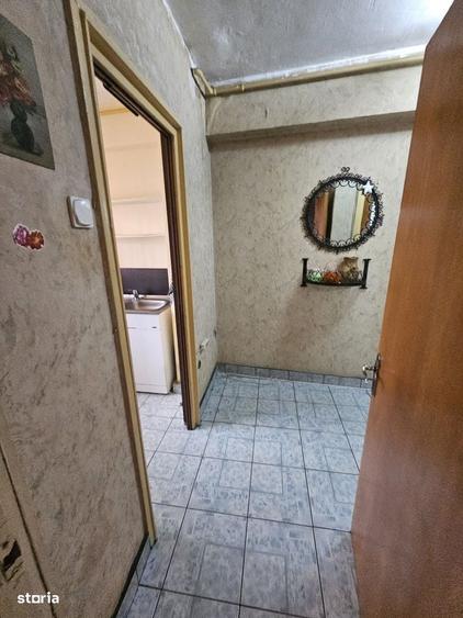 Garsonieră decomandată în Exercițiu