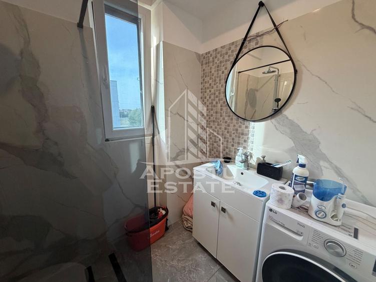 Apartament cu 3 camere decomandat în Aradului