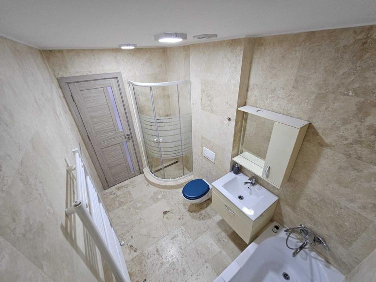 Apartament cu 2 camere decomandat în Lacul Tei