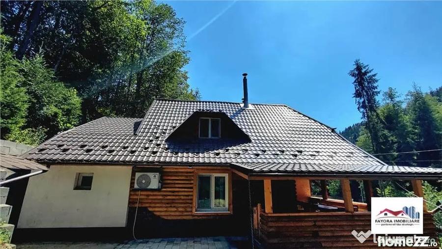 Casă cu 5 camere cu Teren 500 Mp în Lunca