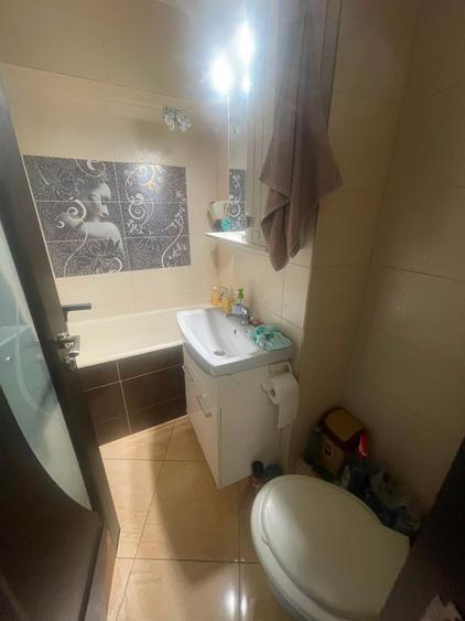 Garsonieră decomandată în Iancului