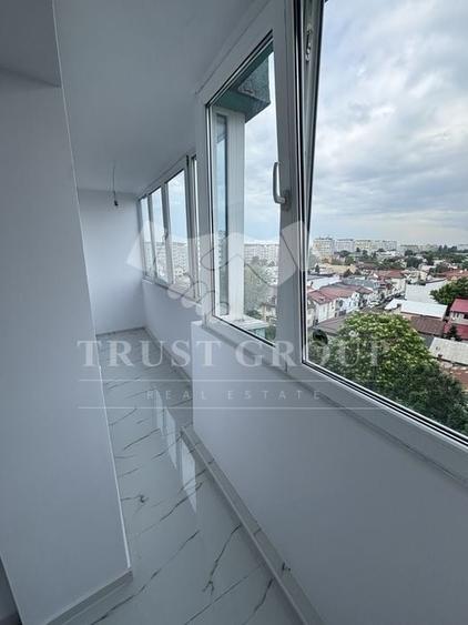Apartament cu 3 camere decomandat în Titulescu